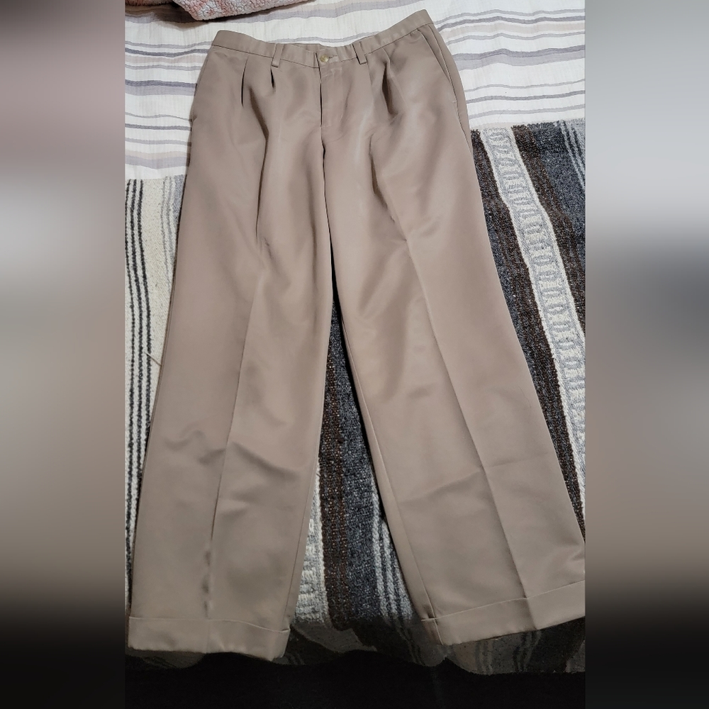 Timbercreek by Wrangler Men's Tan Pleated Slacks